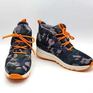 Gianni Bini Camouflage High-Top Sneakers with Orange Accents SIZE 6.5‎ #1462